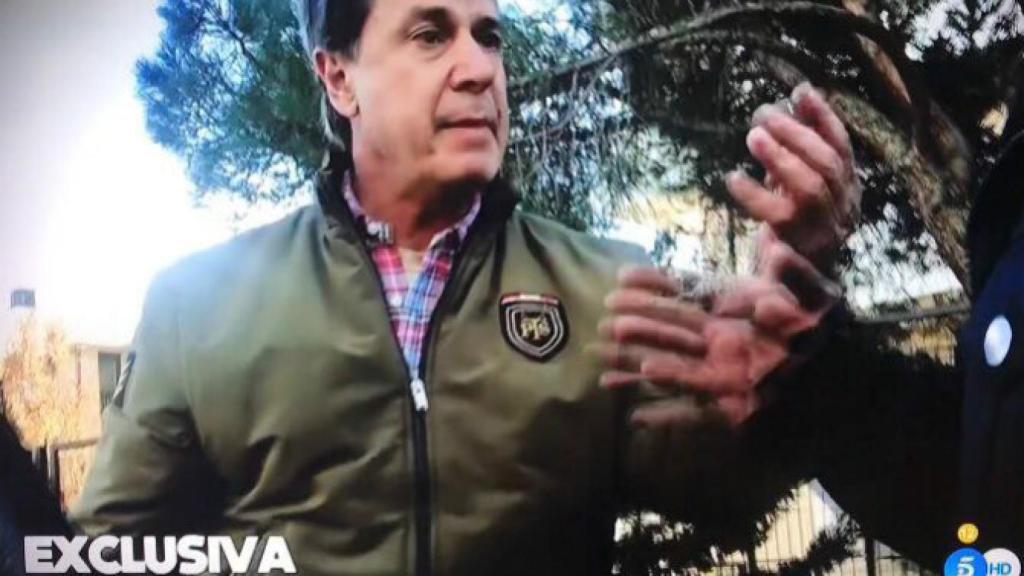 Cayetano Martínez de Irujo, contra un reportero de 'Sálvame' al grito de maricón