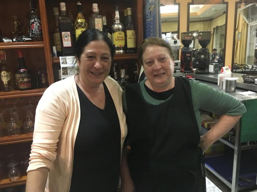 Loli y Paqui García Caparrós, hermanas del joven muerto en Málaga por el disparo de un policía.