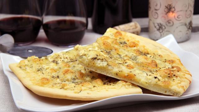 PIZZA CUATRO QUESOS CON THERMOMIX Portada