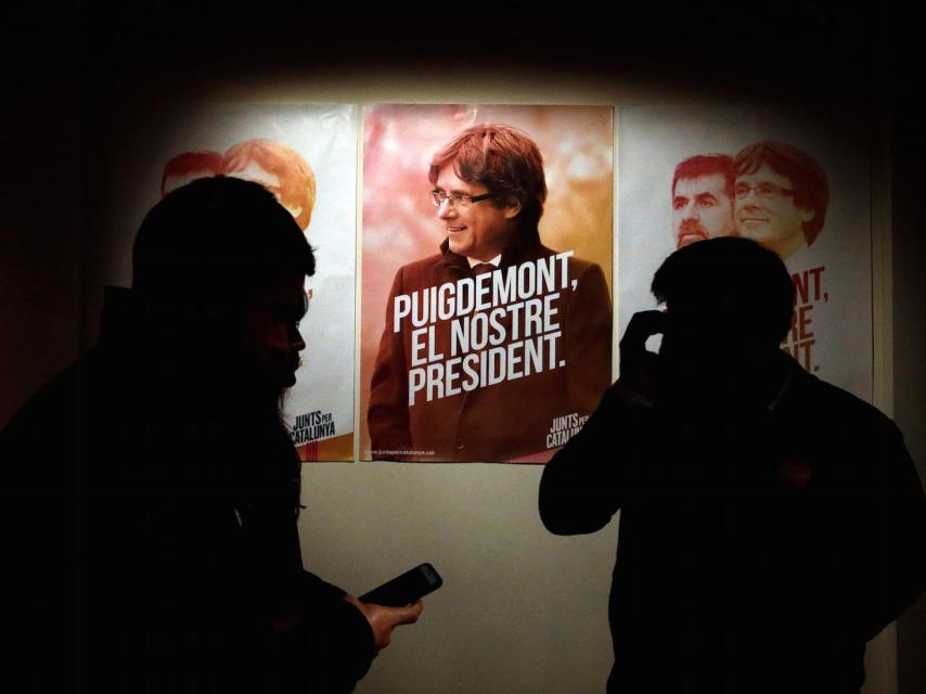 Cartel electoral de Junts per Catalunya, que centra su campaña en Puigdemont.