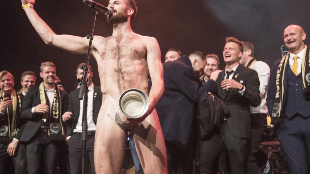 Aleksander Melgalvis Andreassen en el momento de la celebración.