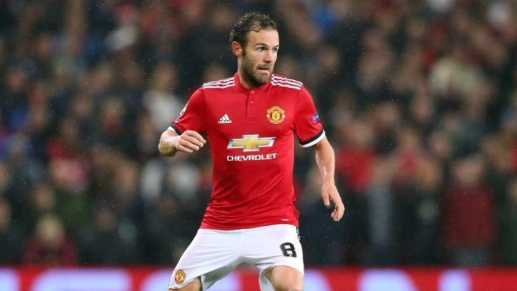 Mata, con el United. Foto Twitter (@ManUtd)