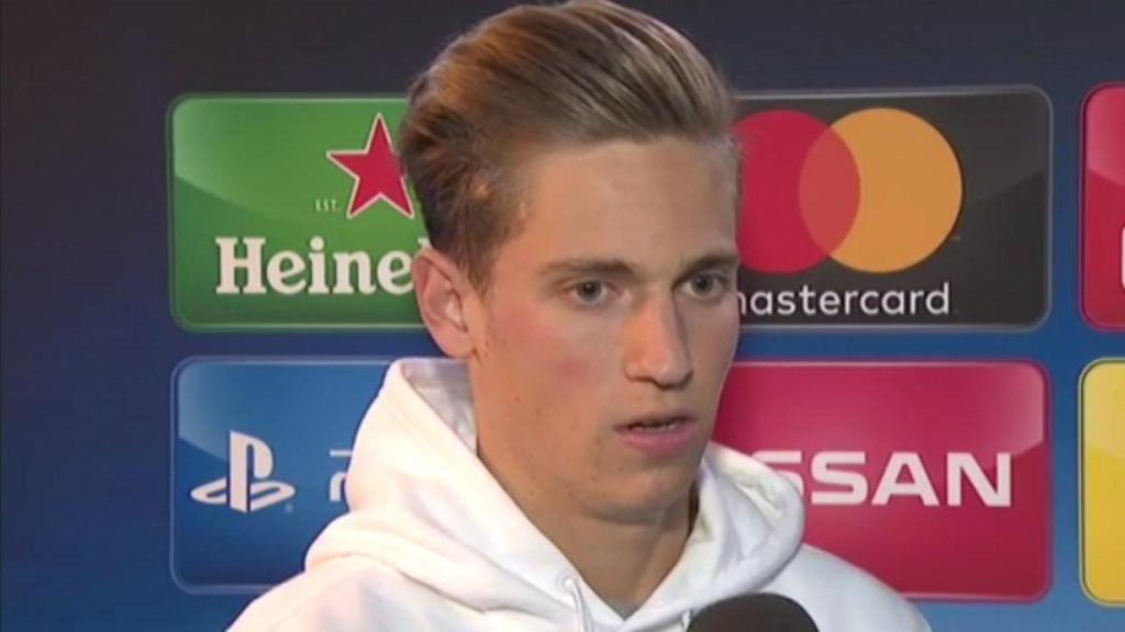 Llorente en zona mixta