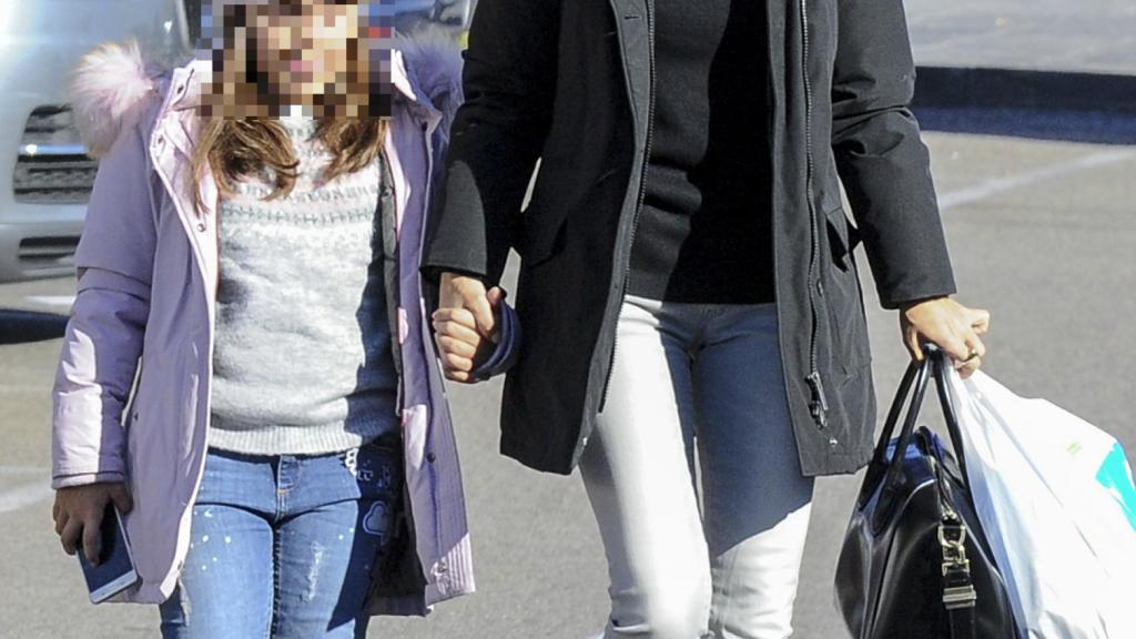 Paula y Daniella de compras.