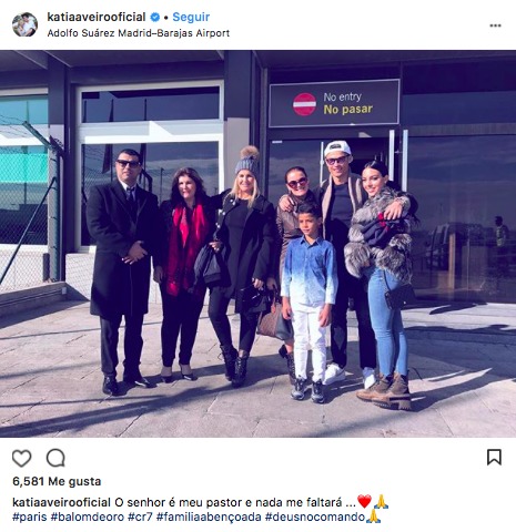 Así viajó Cristiano con toda su familia y Georgina a París para recibir el Balón de Oro