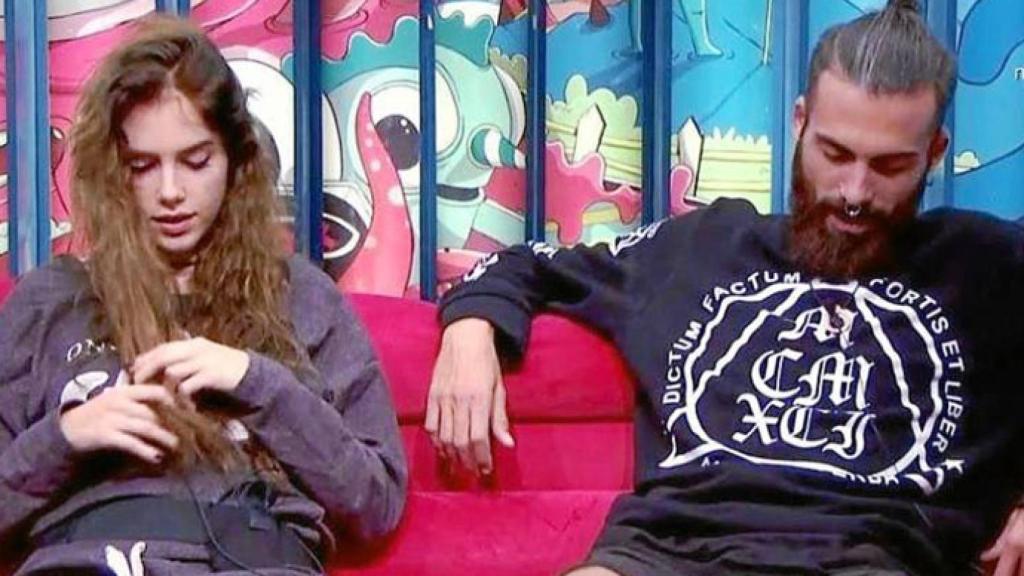 Imagen de Carlota y José María dentro de la casa de Gran Hermano