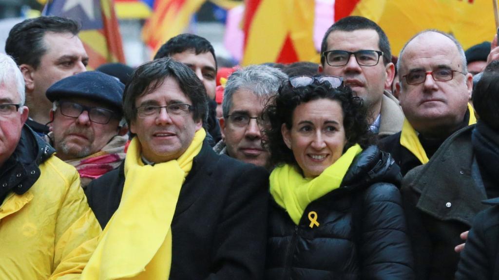 Puigdemont y Marta Rovira encabezando la manifestación celebrada en Bruselas