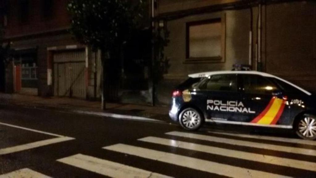 A la izquieda, el garaje donde tuvo lugar el suceso.