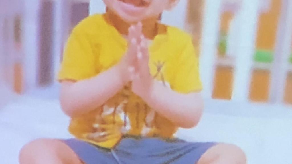 Uno de los niños participantes en el ensayo.