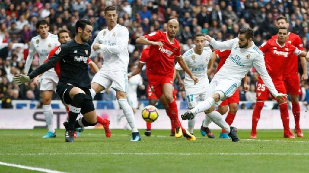 Gol de Nacho al Sevilla
