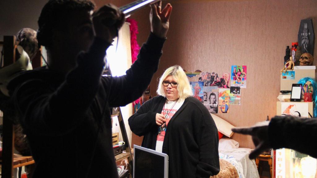 Así es 'Soy una Pringada', producida por Los Javis y con el elenco de 'Paquita'