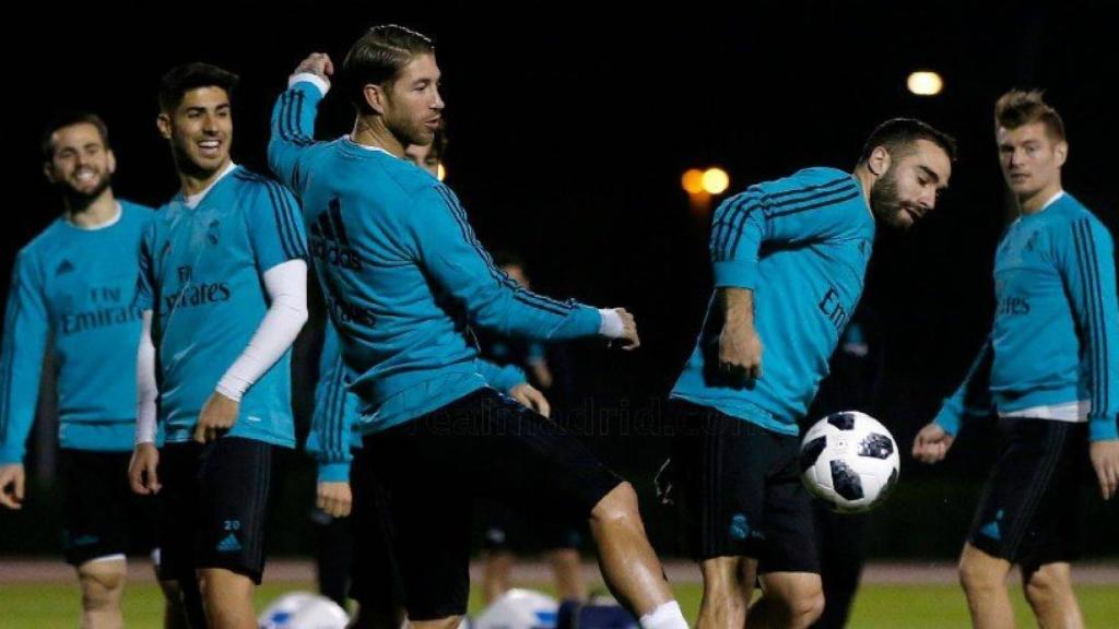 El Real Madrid se entrena en Abu Dhabi