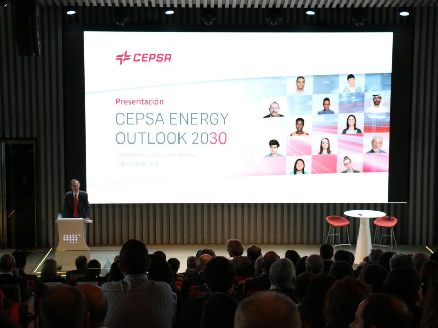 Pedro Miró, vicepresidente y consejero delegado de Cepsa, durante la presentación del informe.