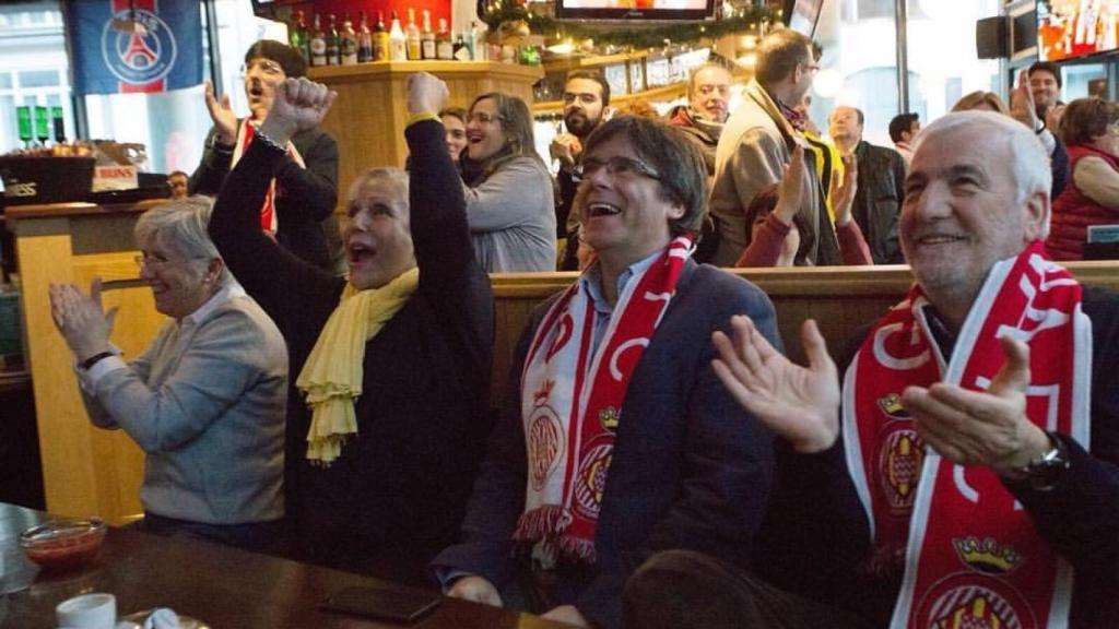 Carles Puigdemont festejando el gol del Girona al Getafe.