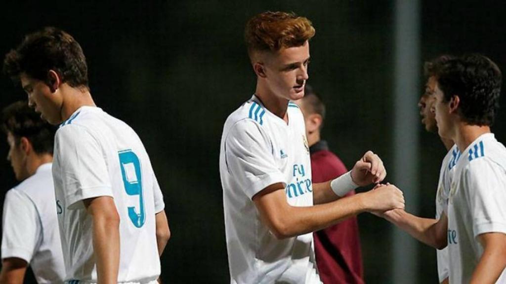 Los canteranos del Real Madrid celebran un tanto