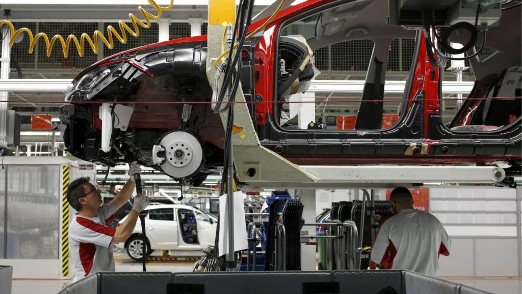 SEAT y los nuevos impuestos medioambientales de Pedro Sánchez