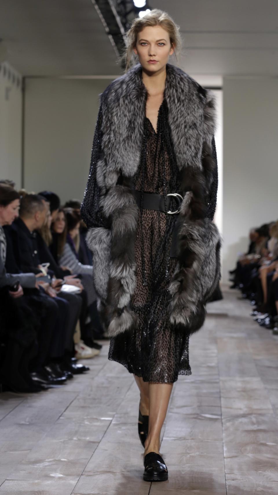 Una modelo de Michael Kors.