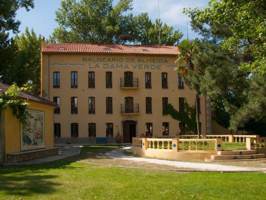 El Balneario La Dama Verde lleva 15 años ofreciendo fisioterapia pero no tiene ese permiso por parte de Sanidad.