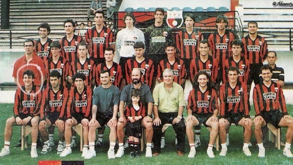 Ibon (rodeado por un círculo) con el Lemona.