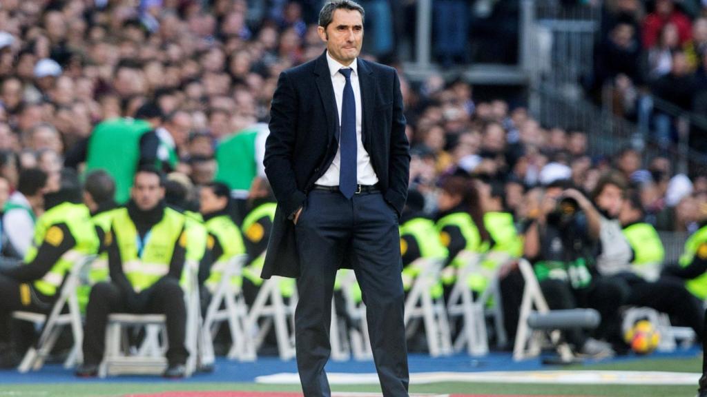 Ernesto Valverde, este último sábado en el Real Madrid - Barcelona.