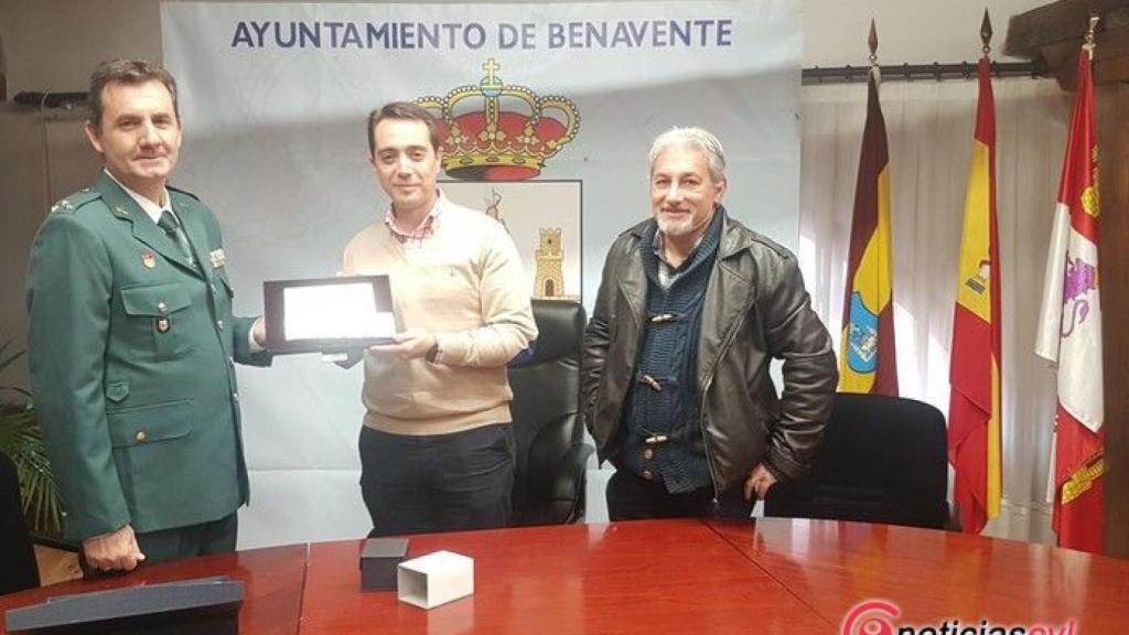 zamora benavente reconocimiento guardia civil ayuntamiento01