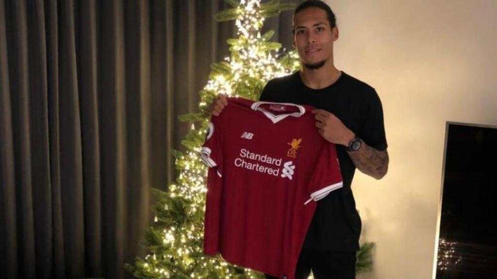 Van Dijk ficha por el Liverpool. Foto. Twitter (@LFC)