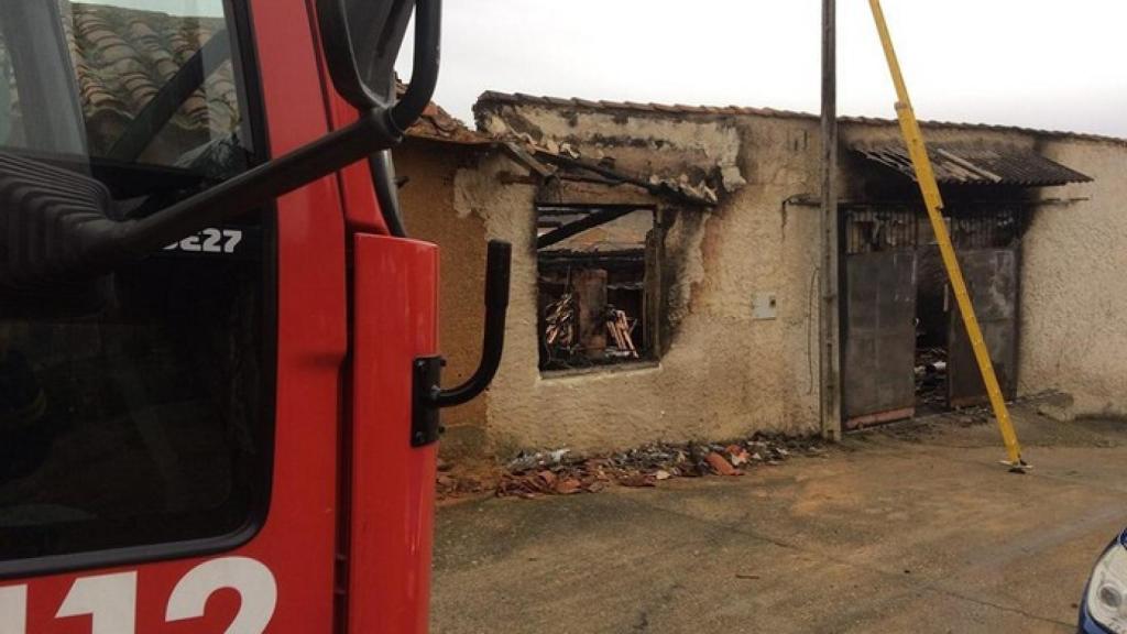zamora incendio merendero torre del valle02