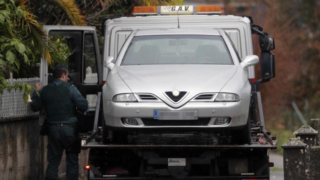 El coche donde El Chicle dijo haber introducido a Diana Quer y en cuyo maletero intentó meter, un año y medio después, a la joven de Boiro el día de Navidad.