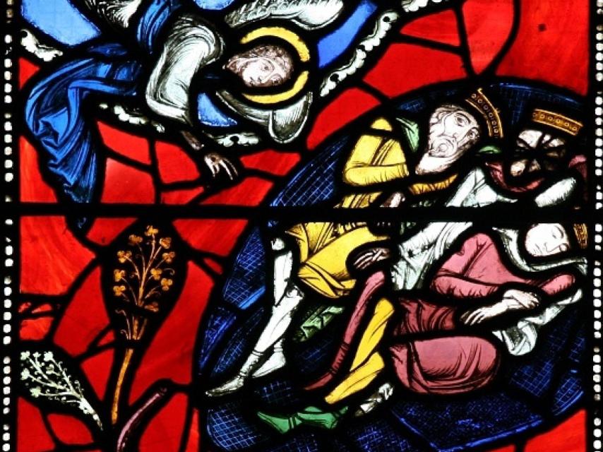 El sueño de los magos en una de las vidrieras de la catedral de Clermont.