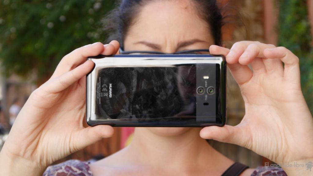 Tu próximo móvil tendrá cuatro cámaras: 2018 es el año de la doble cámara frontal