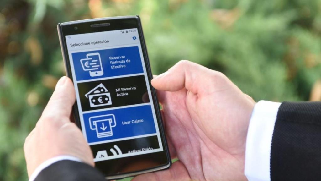 Las personas ciegas pueden operar ya de forma autónoma gracias a la app.