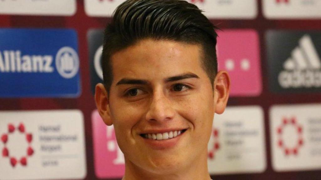 James Rodríguez ante los medios. Foto: Twitter (@FCBayern)