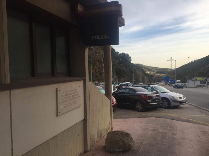 Control fronterizo de la Policía Nacional, abandonado desde 1995