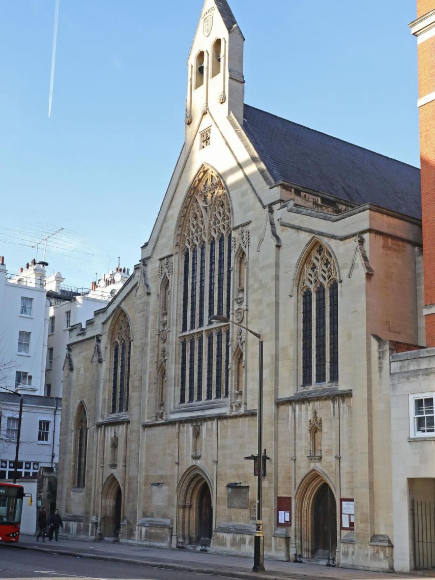 Fachada principal de la guardería.