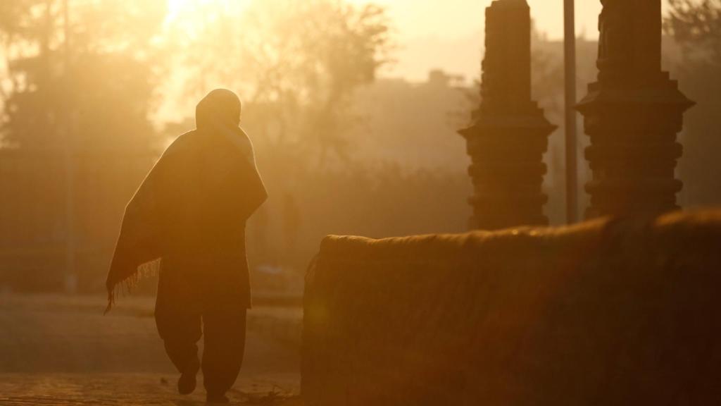 Una nepalí, tras ofrecer sus plegarias en el festival Swasthani Brata Katha en Nepal.
