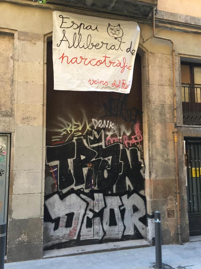 Los vecinos liberaron, con protestas y caceroladas, un bloque de narcopisos