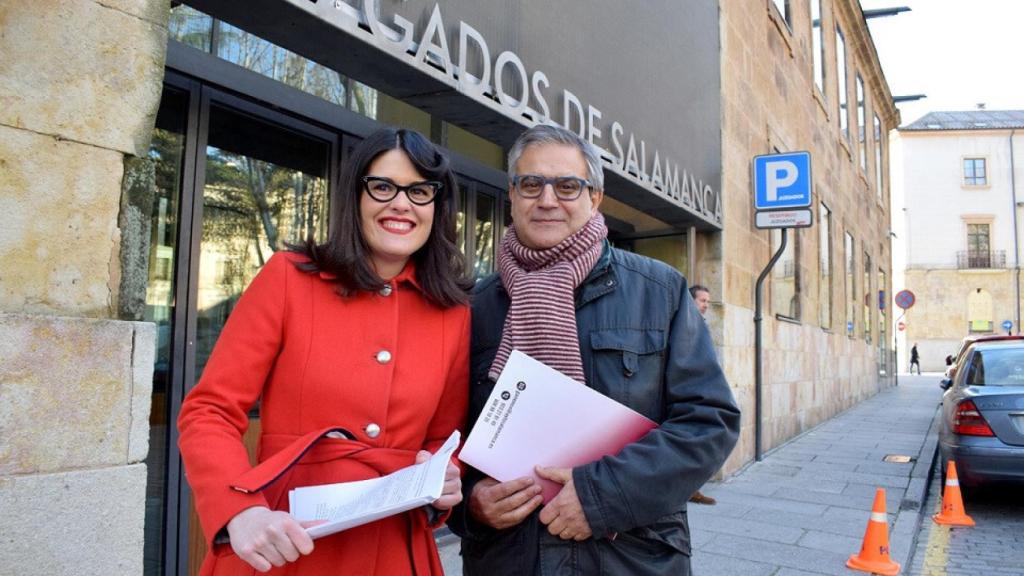 Virginia-Carrera-Gabriel-Risco-concejales- Ganemos-Salamanca-Juzgados-Vivienda