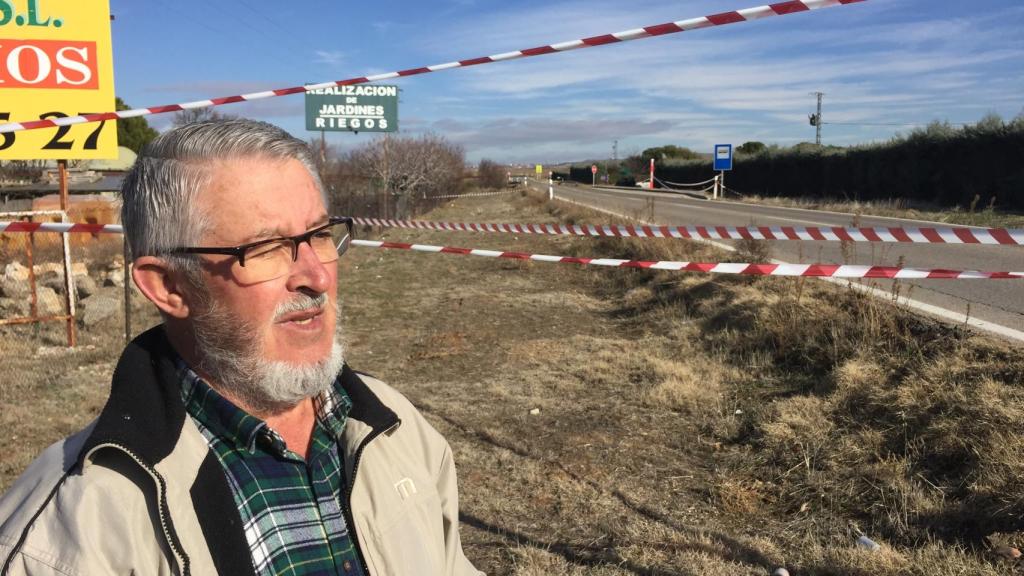 Fuentes, transportista jubilado, es el vecino más cercano al lugar del atropello.