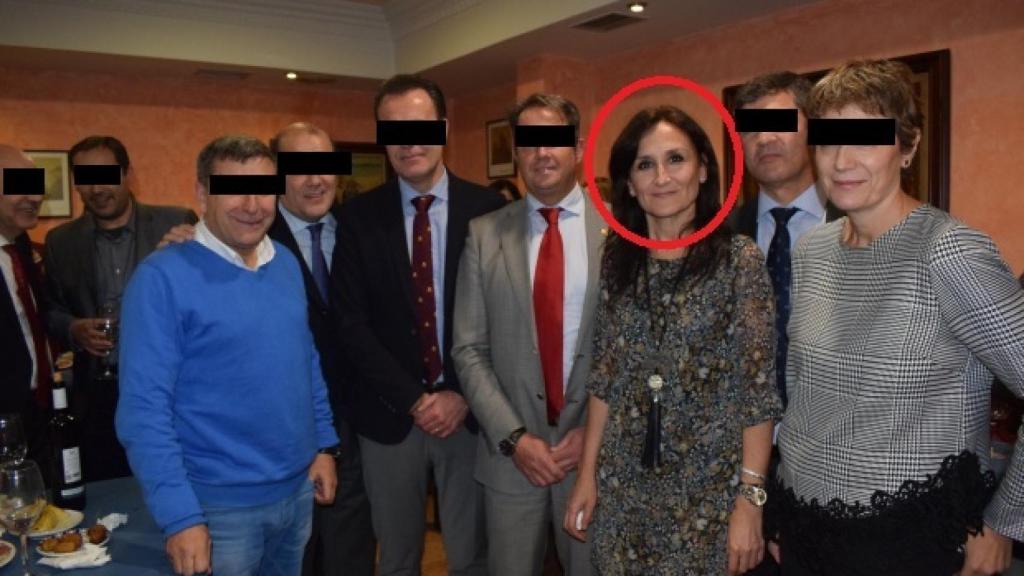 Fernanda, con compañeros de profesión en Ribeira.