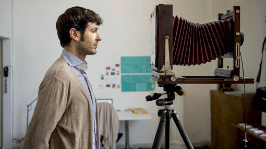 Image: Jesús Madriñán, con la cámara del XIX a la discoteca del XXI