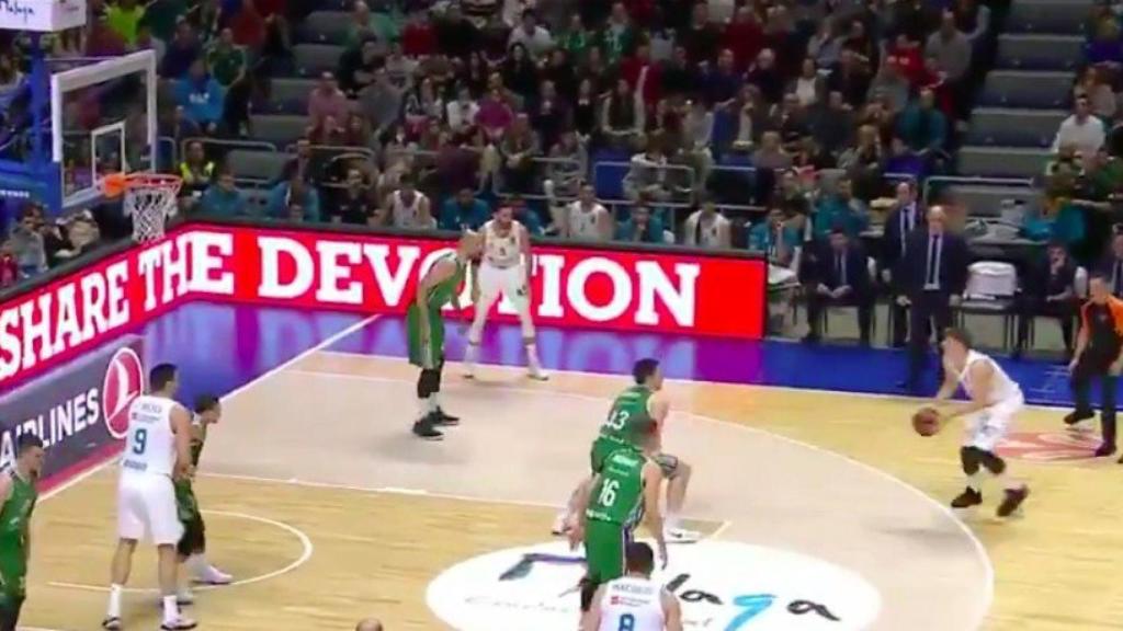 Doncic enmudece el Martín Carpena