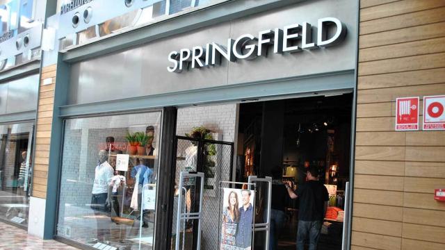 Imagen de una tienda Springfield, de Tendam.