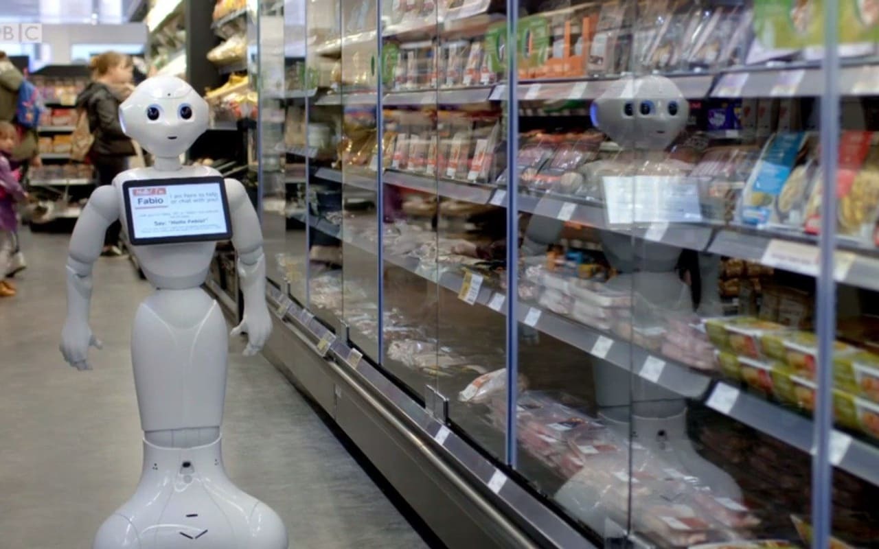 pepper robot supermercado 2