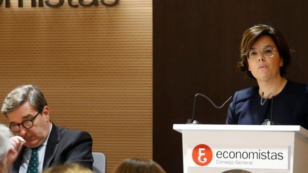 Soraya Saenz de Santamaría en la inauguración del Observatorio Financiero.