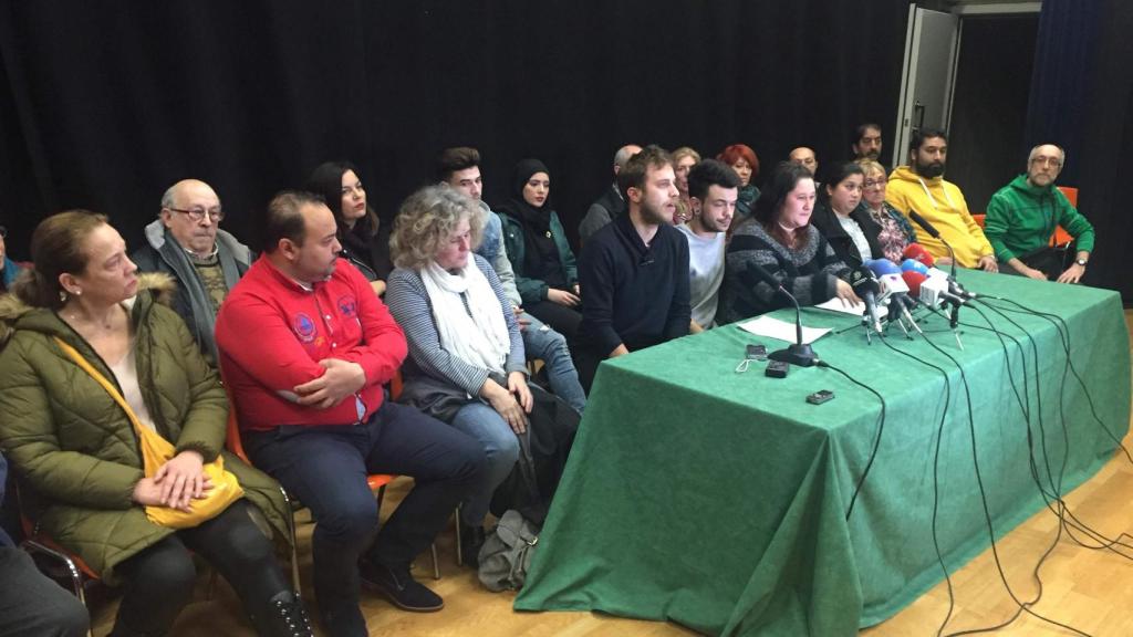 Las entidades del barrio de Otxarkoaga denunciaron la pasividad de la administración