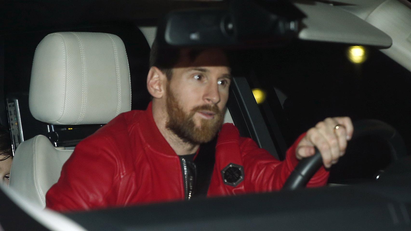 La plantilla del Barça llegando al cumpleaños de Milan Piqué