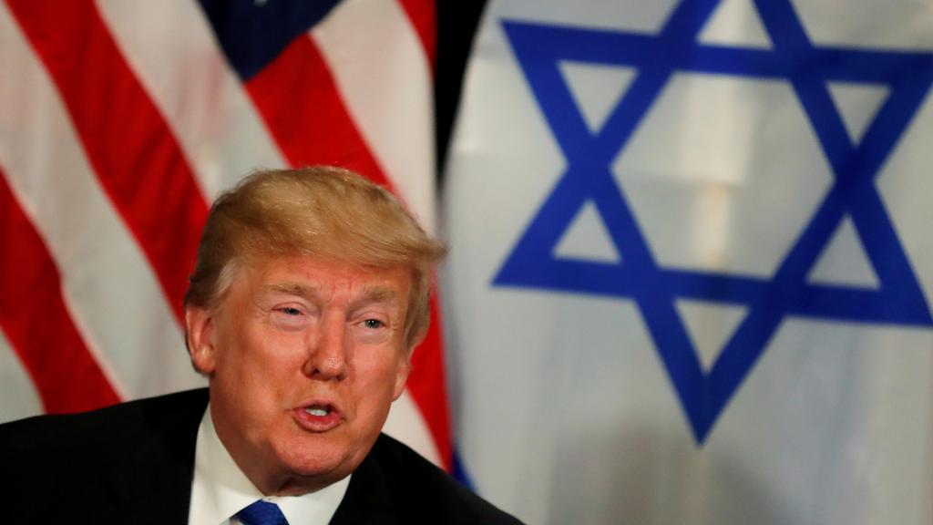 Trump durante su reunión con Netanyahu, en el Foro de Davos.