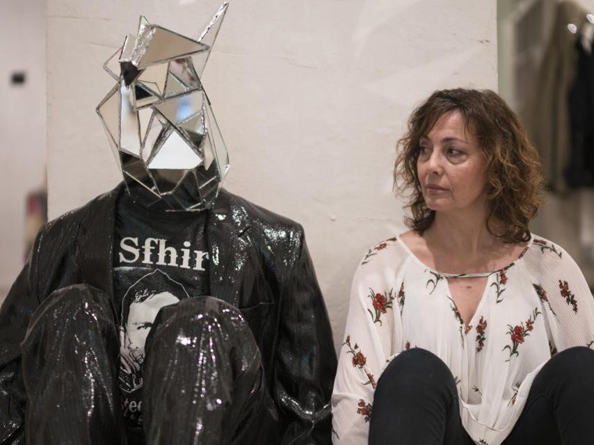 Elena Guerrero también es fundadora del nanaísmo, además de arqueóloga y fotógrafa.