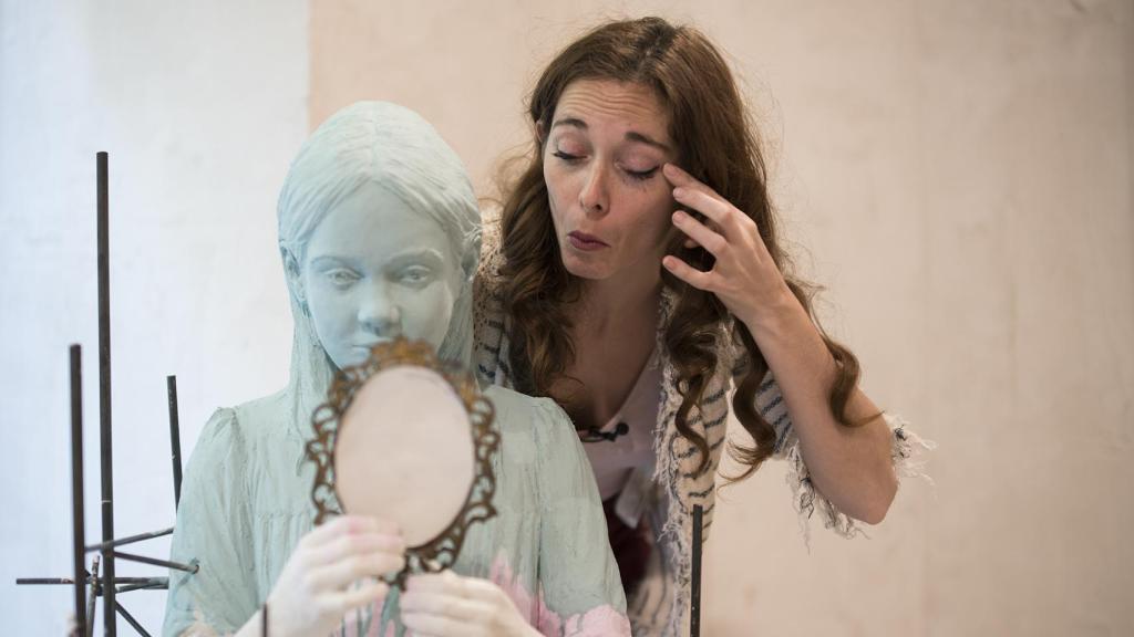 Cristina Queros es acrtiz y nanaísta.