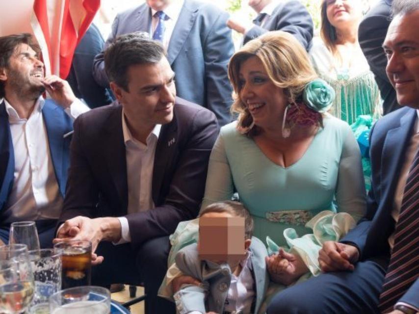 Susana Díaz en una caseta de la Feria de Sevilla junto a Pedro Sánchez